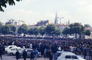 Manifestation place Carnot, Mai 1968, 101 Num 002 005